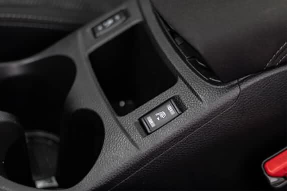 Why Does an Automotive Temperature Control Cup Holder Need a  Thermoelectric Cooler Assembly?