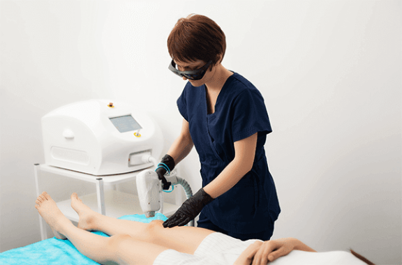 Enhancing Performance and Reliability in Beauty Equipment with Huajing's TEC Laser Cooling