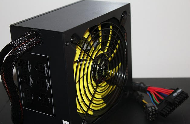 Thermoelectric Cooler (TEC) Heat Sink Guide: Natural, Forced Convection & Liquid Cooling